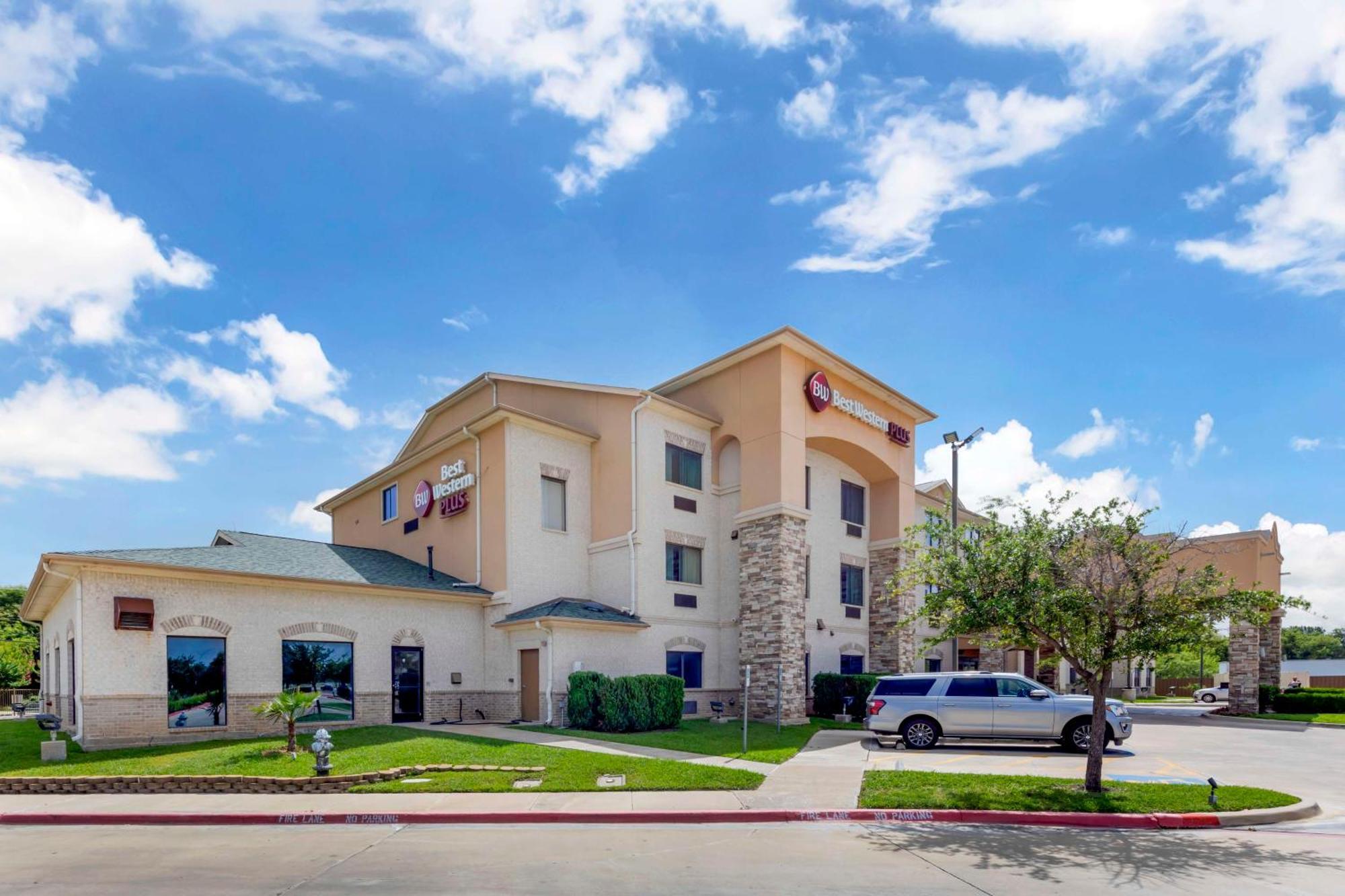 Best Western Plus Burleson Inn & Suites Exterior foto